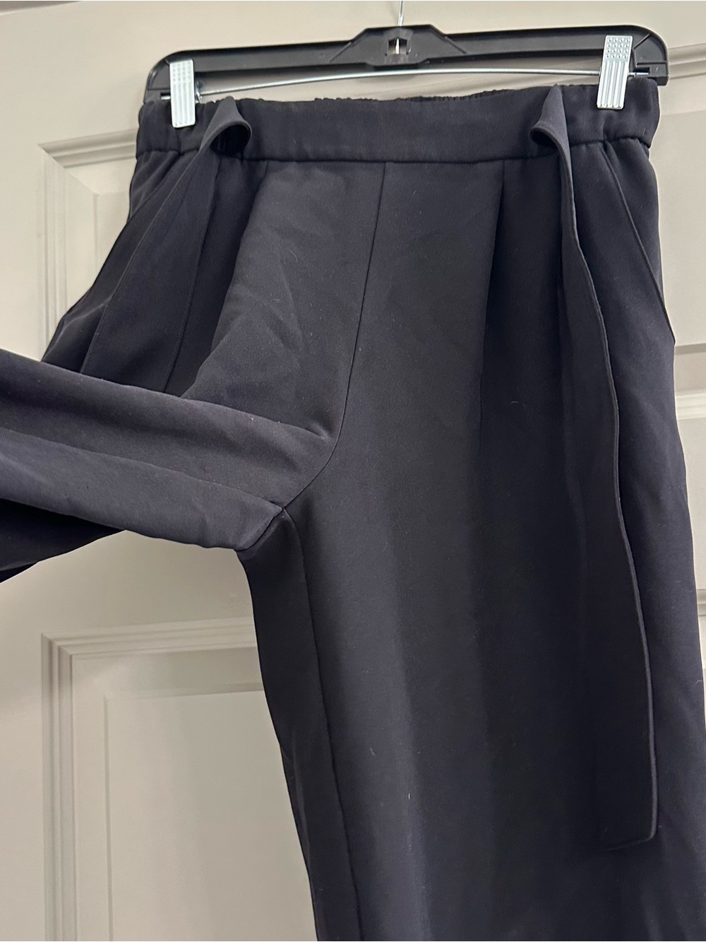 Lululemon Noir Pant *Woven - Picture 6 of 7